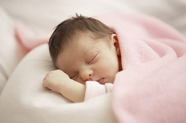 Chăm sóc giấc ngủ cho trẻ sơ sinh