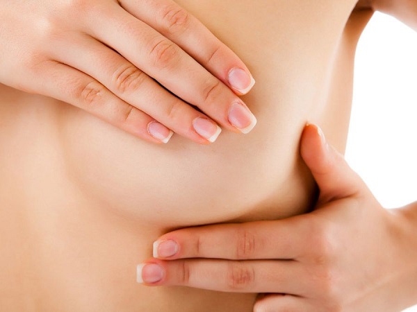 Căng tức ngực là dấu hiệu mang thai rõ ràng trong những ngày đầu tiên