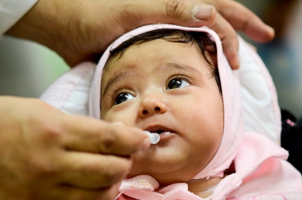Những phản ứng phụ nghiêm trọng có thể có khi bé uống vaccine rotavirus